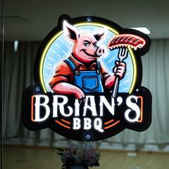 "Brian's BBQ" Custom LED Acrylic Sign with Cartoon Pig Mascot DLLS004
